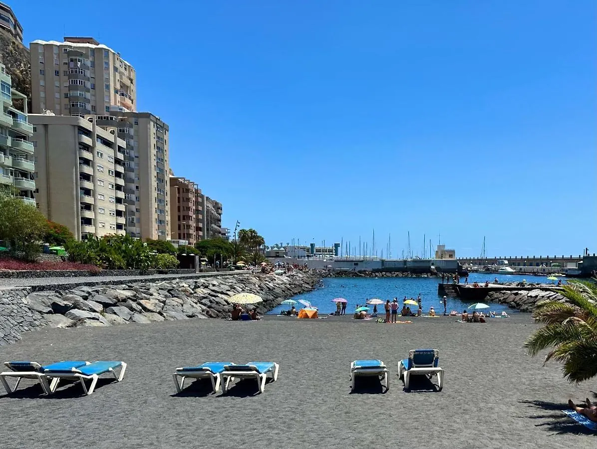 Artistic Beachfront Apartment Radazul
