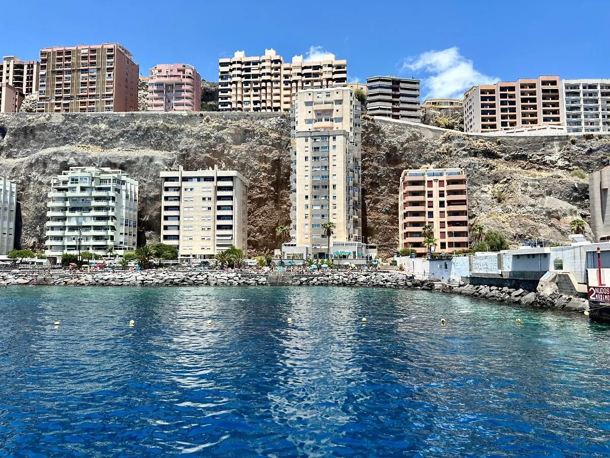 Artistic Beachfront Apartment Radazul