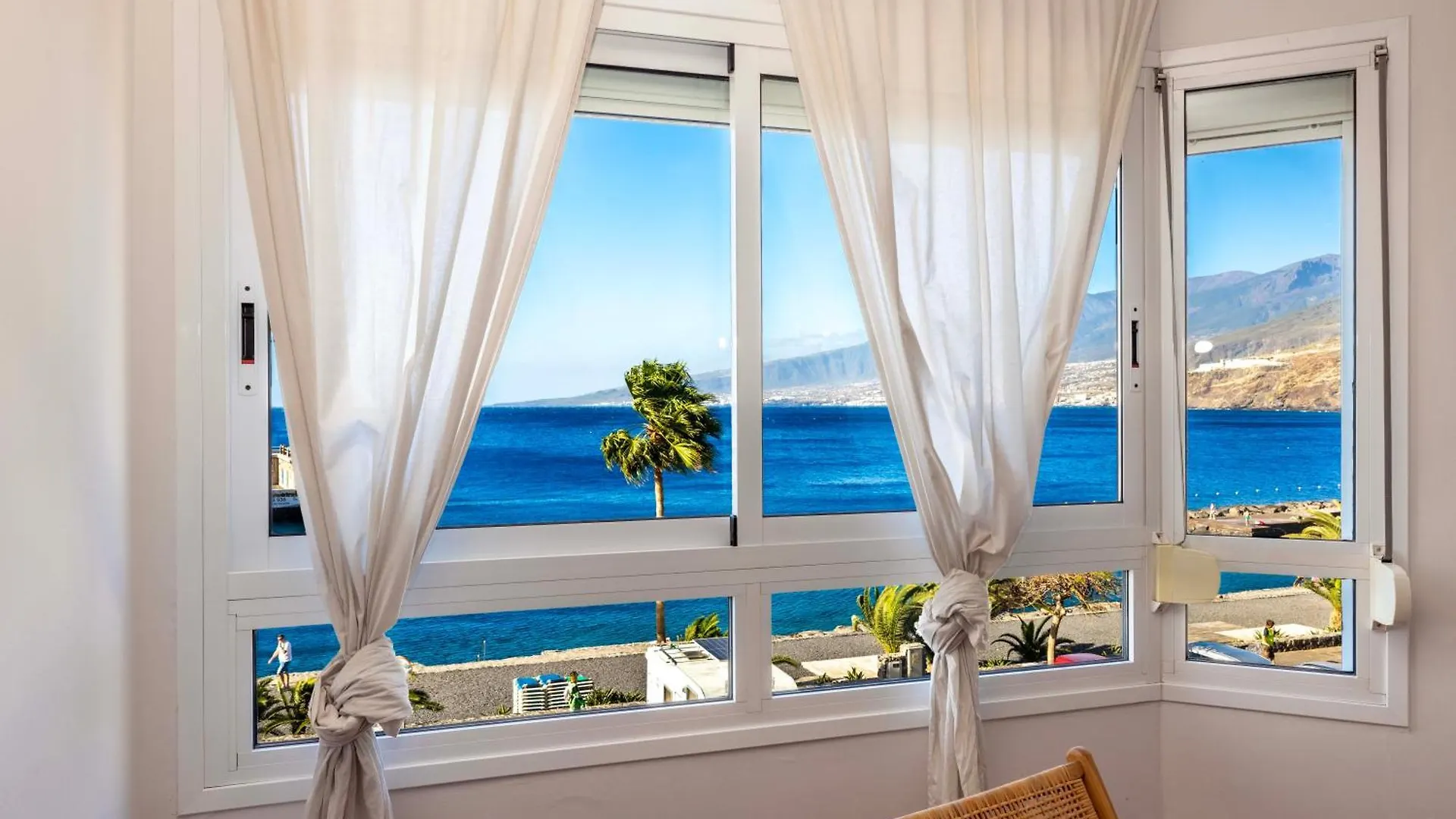 Artistic Beachfront Apartment contacts